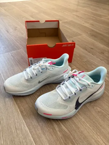 Used Pegasus Air Zoom 41 Running Shoes