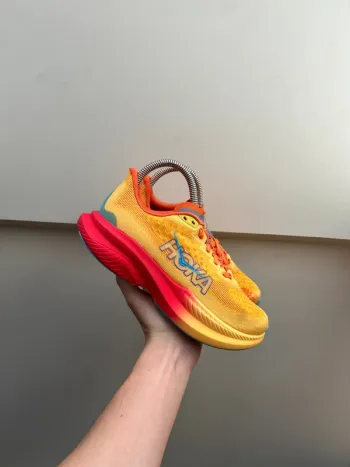 Used Hoka Mach 6 Running Shoes