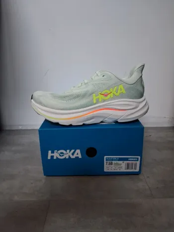 Used Hoka Clifton 10 Running Shoes