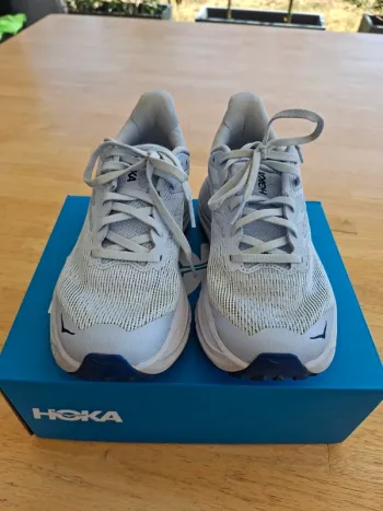 Used Hoka Challenger 8 bike — image 4 of 7