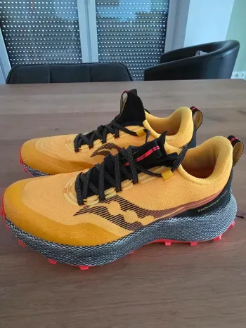 Saucony Endorphine Trail Running Shoes d'occasion