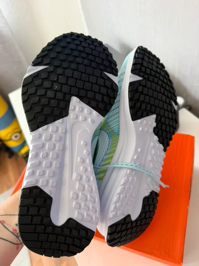 Käytetty Nike Run DEFY bike — kuva 5 / 8