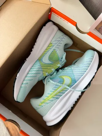 Käytetty Nike Run DEFY bike — kuva 8 / 8