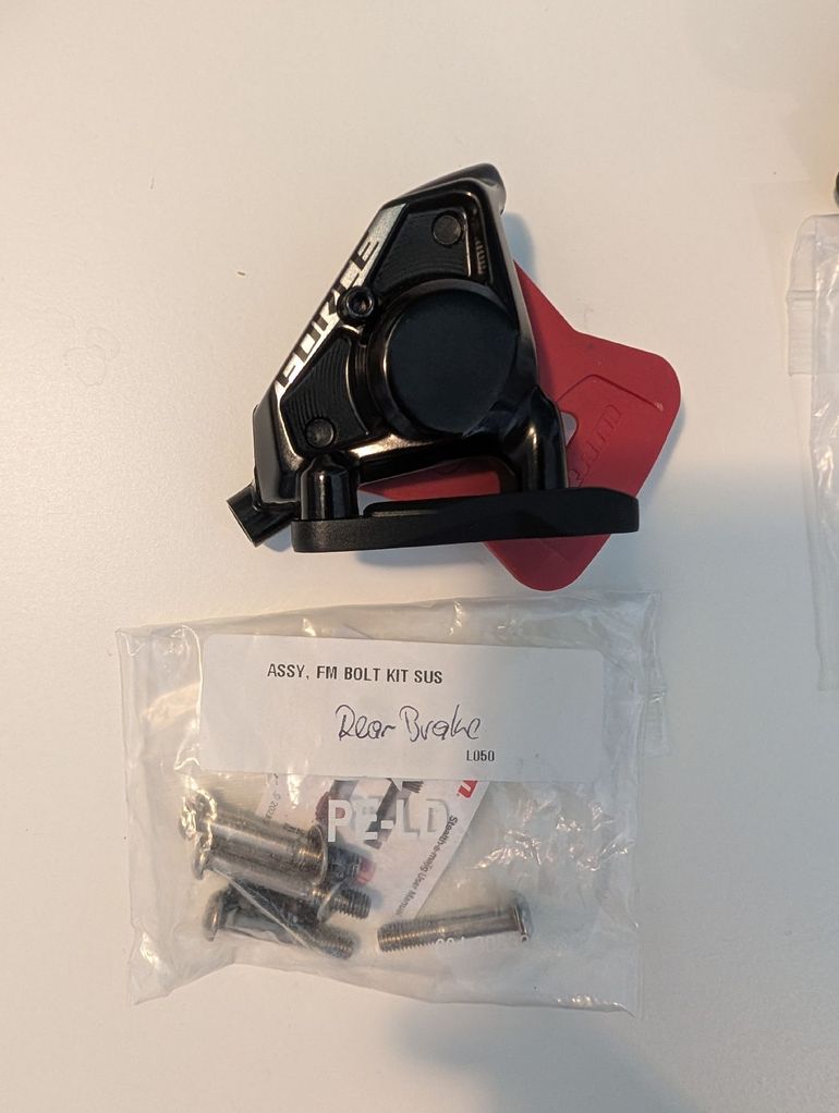 Sram Force E1 Shift|Brake levers + calipers 2026 bike usato — immagine 8 di 14