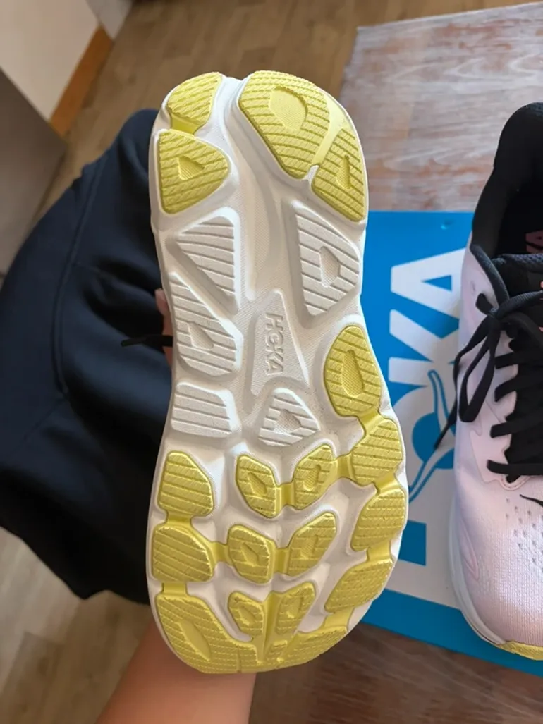 Used Hoka Running Shoes bike — image 2 of 6