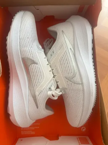 Použité Pegasus 40 Running Shoes