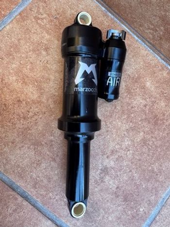Tweedehands Marzocchi Bomber Air 2025 Rear Suspension