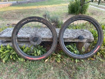 Used Bontrager Line Elite 30 Wheels