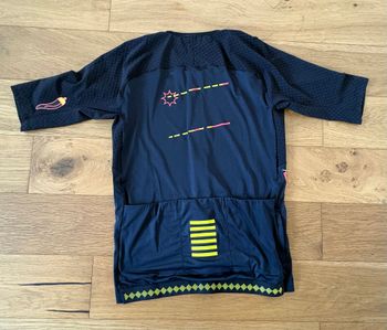 Rapha Pro Team Aero Jersey 2025 bike d'occasion — image 2 sur 3