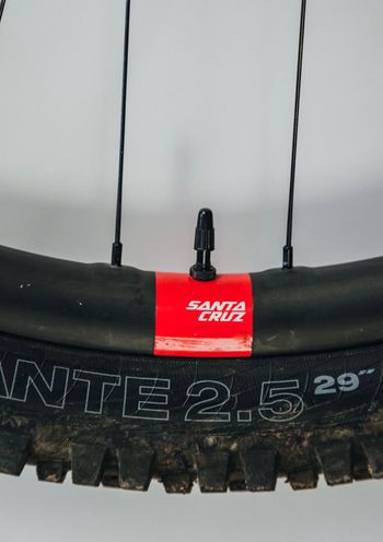 Santa Cruz Reserve 29 Carbon Wheels Wheels d'occasion