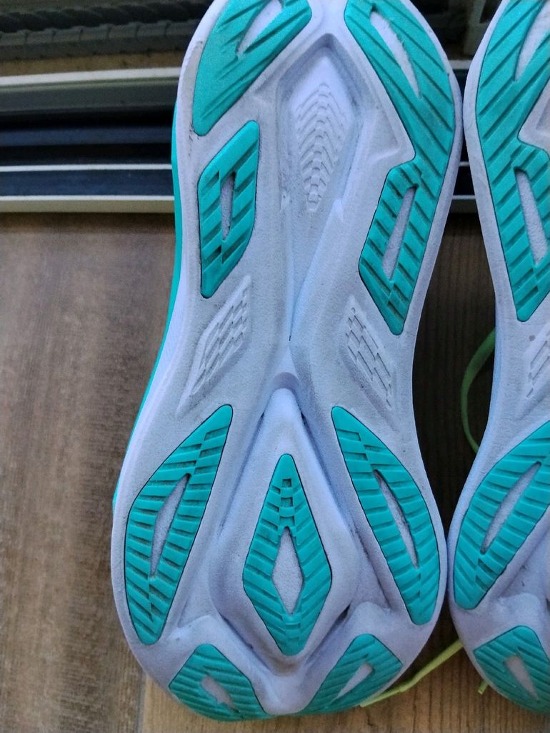 Używany Asics Superblast 3 2026 bike — zdjęcie 7 z 10