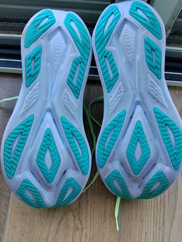 Używany Asics Superblast 3 2026 bike — zdjęcie 8 z 10