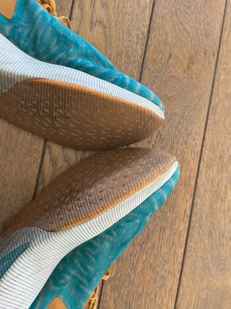 Used New Balance FuelCell bike — image 3 of 8