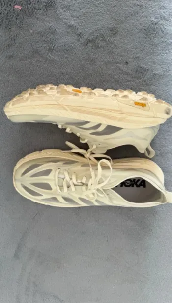 Käytetty Hoka Mafate Speed 4 Lite Running Shoes