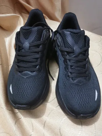 Gebrauchtes Hoka Baskets Running Shoes