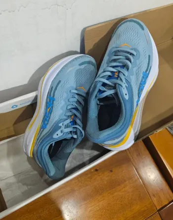 Gebrauchtes Hoka Bondi 9 Running Shoes