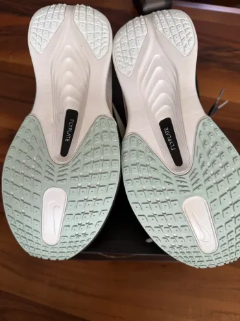 Gebrauchtes Nike Zoom Fly 6 bike — Bild 6 von 9