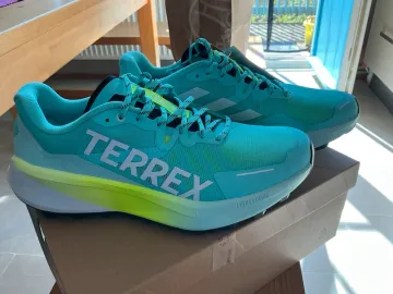 Używany Adidas Terrex Running Shoes