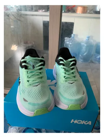 Tweedehands Hoka Bondi 9 bike — afbeelding 3 van 6