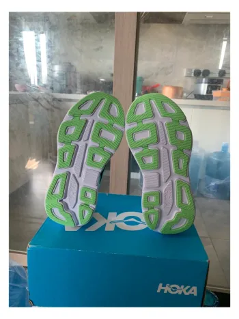 Tweedehands Hoka Bondi 9 bike — afbeelding 2 van 6