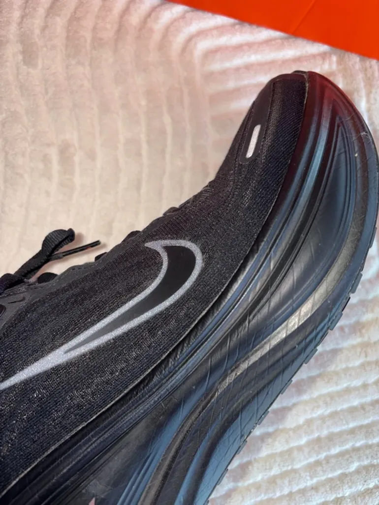 Used Nike Vomero Plus bike — image 8 of 12