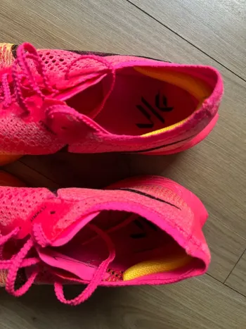 Used Orange ZoomX Vaporfly Next 3 bike — image 7 of 10