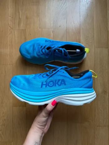 Tweedehands Hoka Bondi 8 Wide bike — afbeelding 2 van 11