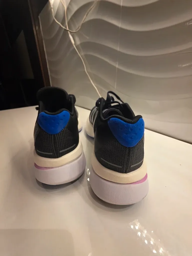 Used Adidas Adizero Boston 13 bike — image 5 of 7