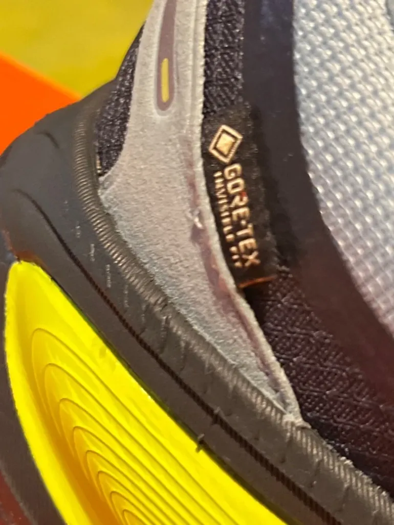Używany Nike Vomero 18 GTX bike — zdjęcie 10 z 13