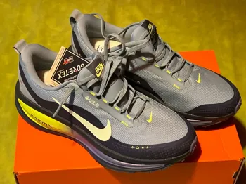Käytetty Nike Vomero 18 GTX Running Shoes