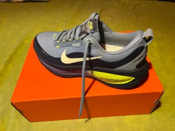Używany Nike Vomero 18 GTX bike — zdjęcie 3 z 13