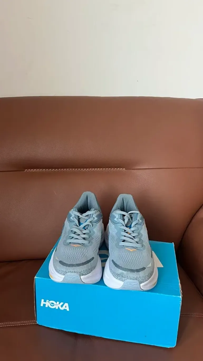 Hoka Bondi 9 bike d'occasion — image 2 sur 6