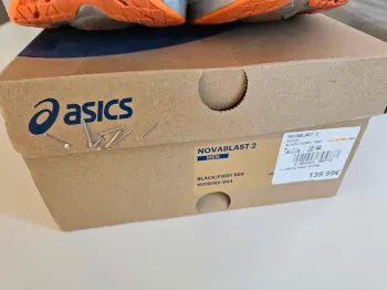 Used Asics Novablast 2 bike — image 2 of 8