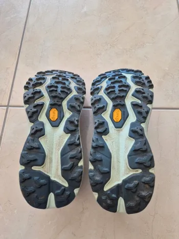 Used Hoka Speedgoat 6 bike — image 6 of 8