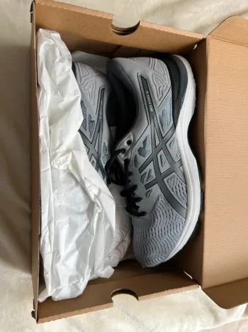 Brugt Asics Laufschuhe Gr. 43.5 bike — billede 4 af 15