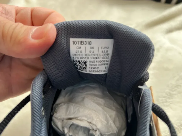 Brugt Asics Laufschuhe Gr. 43.5 bike — billede 14 af 15
