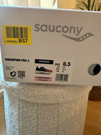 Tweedehands Saucony Endorphin Pro 3 bike — afbeelding 9 van 10