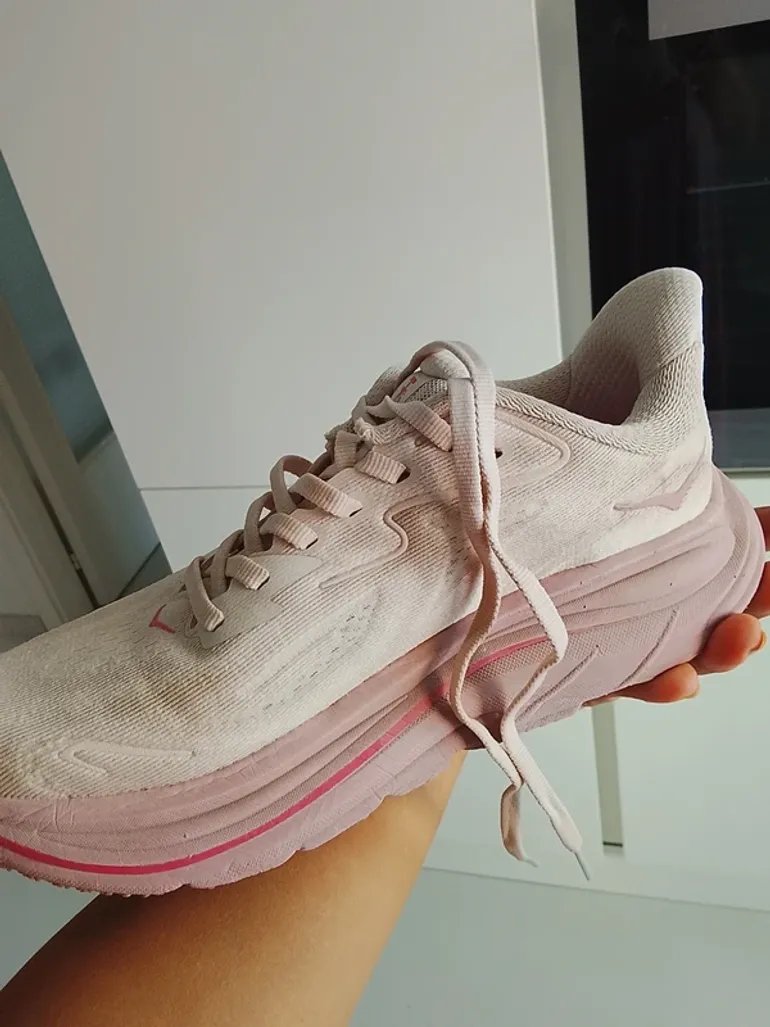 Used Hoka Running Shoes bike — image 5 of 9