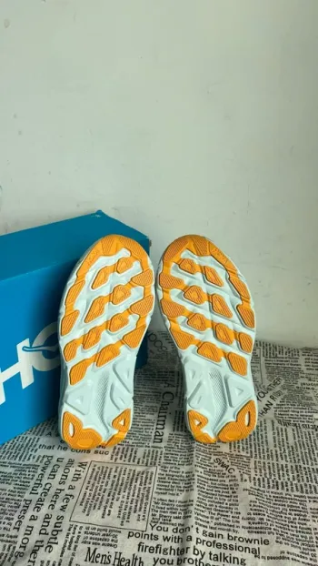 Used Hoka Clifton 9 bike — image 5 of 5