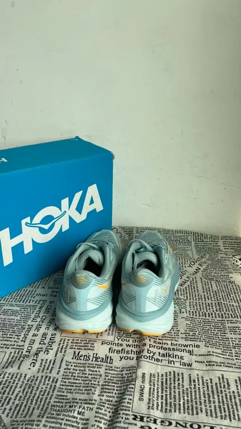 Used Hoka Clifton 9 bike — image 4 of 5