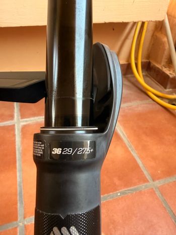 Gebrauchtes Fox 36 Float Rhythm Air Grip 2025 bike — Bild 7 von 8