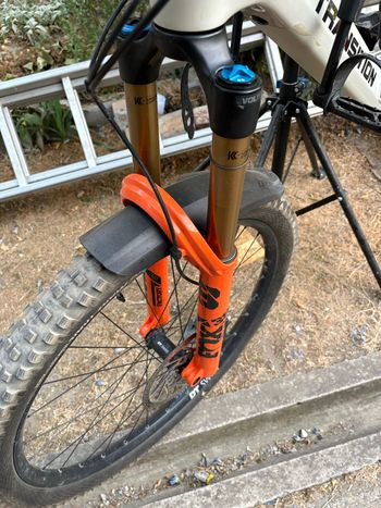 Käytetty Fox 38 Grip2 Fork 2022 Fork