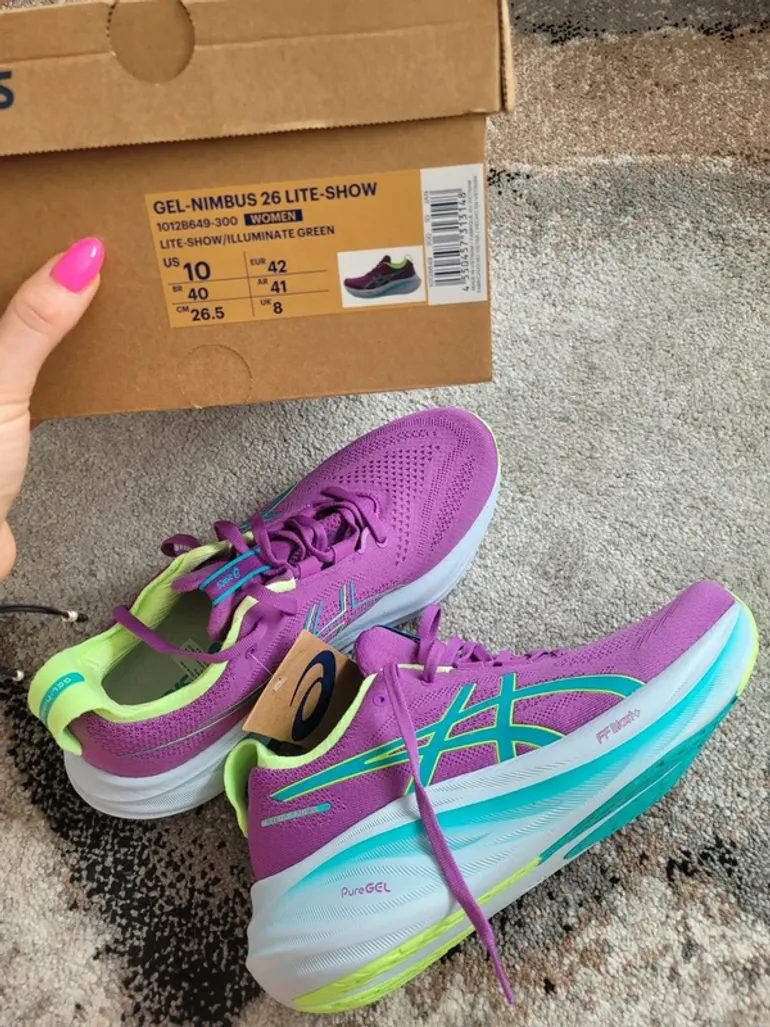 Used Asics Gel-Nimbus 26 Lite-Show bike — image 3 of 5