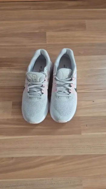 Nike Schuhe bike d'occasion — image 2 sur 4