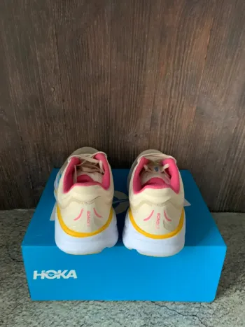 Used Hoka Bondi 9 bike — image 3 of 6