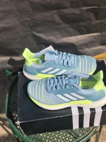 Použité Adidas Solar Glide W Running Shoes