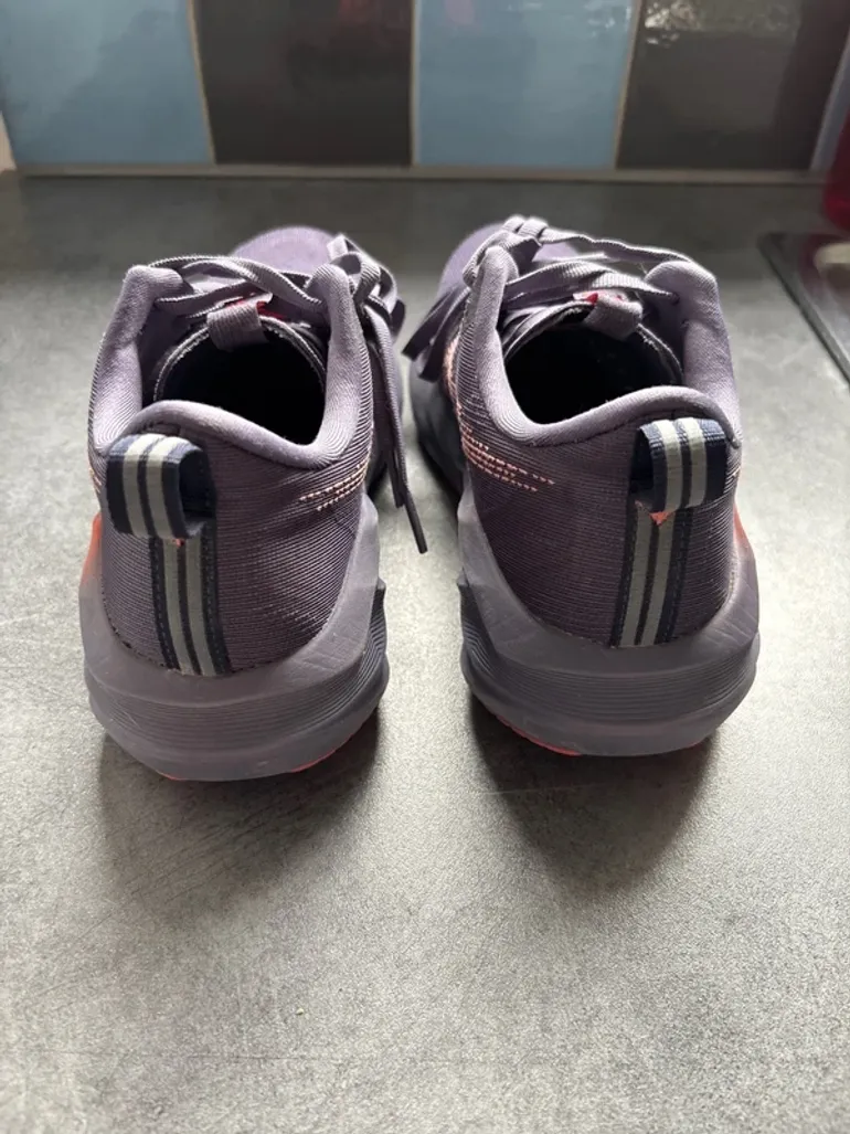 Used Asics Alphablast 5 bike — image 2 of 7
