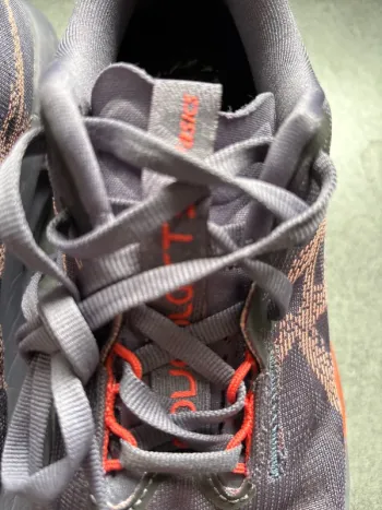 Used Asics Alphablast 5 bike — image 7 of 7
