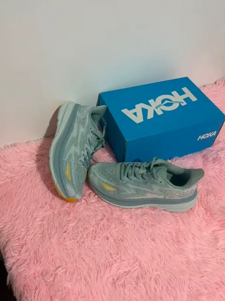Used Hoka Bondi 9 bike — image 2 of 5
