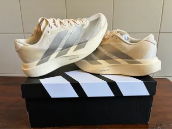 Käytetty Adidas Adizero Evo SL Running Shoes